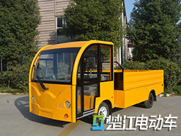 寬體電動貨車